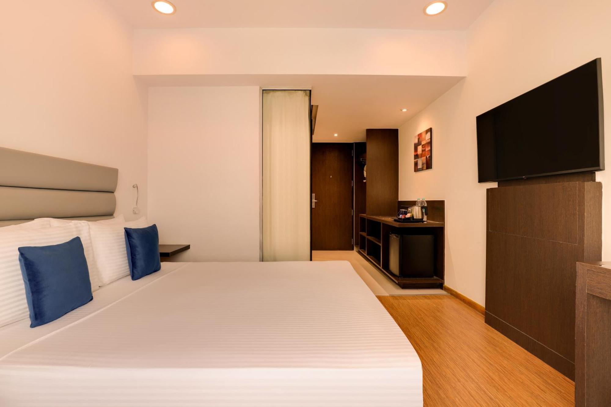 Keys Select By Lemon Tree Hotels, Hosur Road, Bengaluru Exterior photo