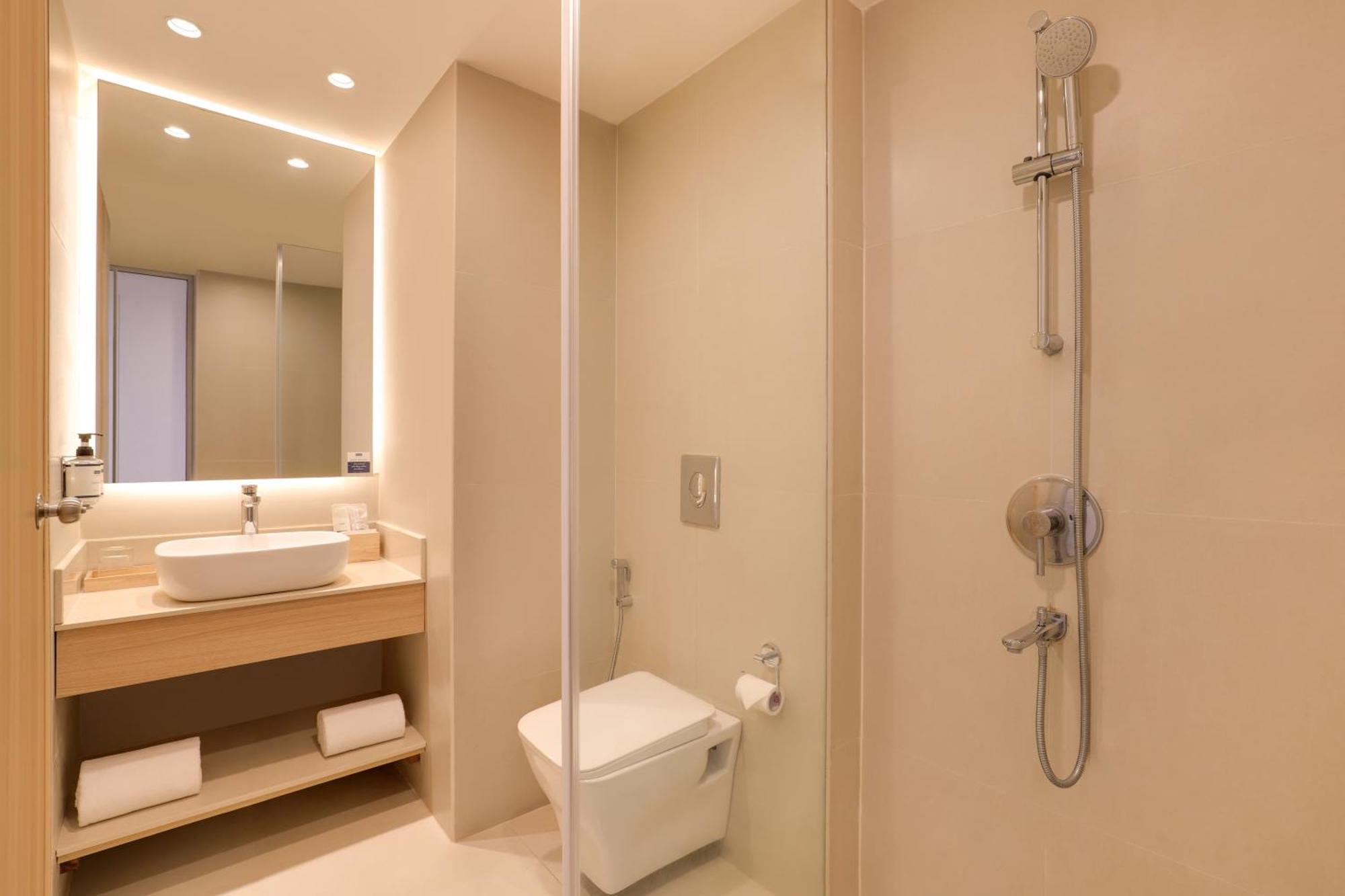 Keys Select By Lemon Tree Hotels, Hosur Road, Bengaluru Exterior photo