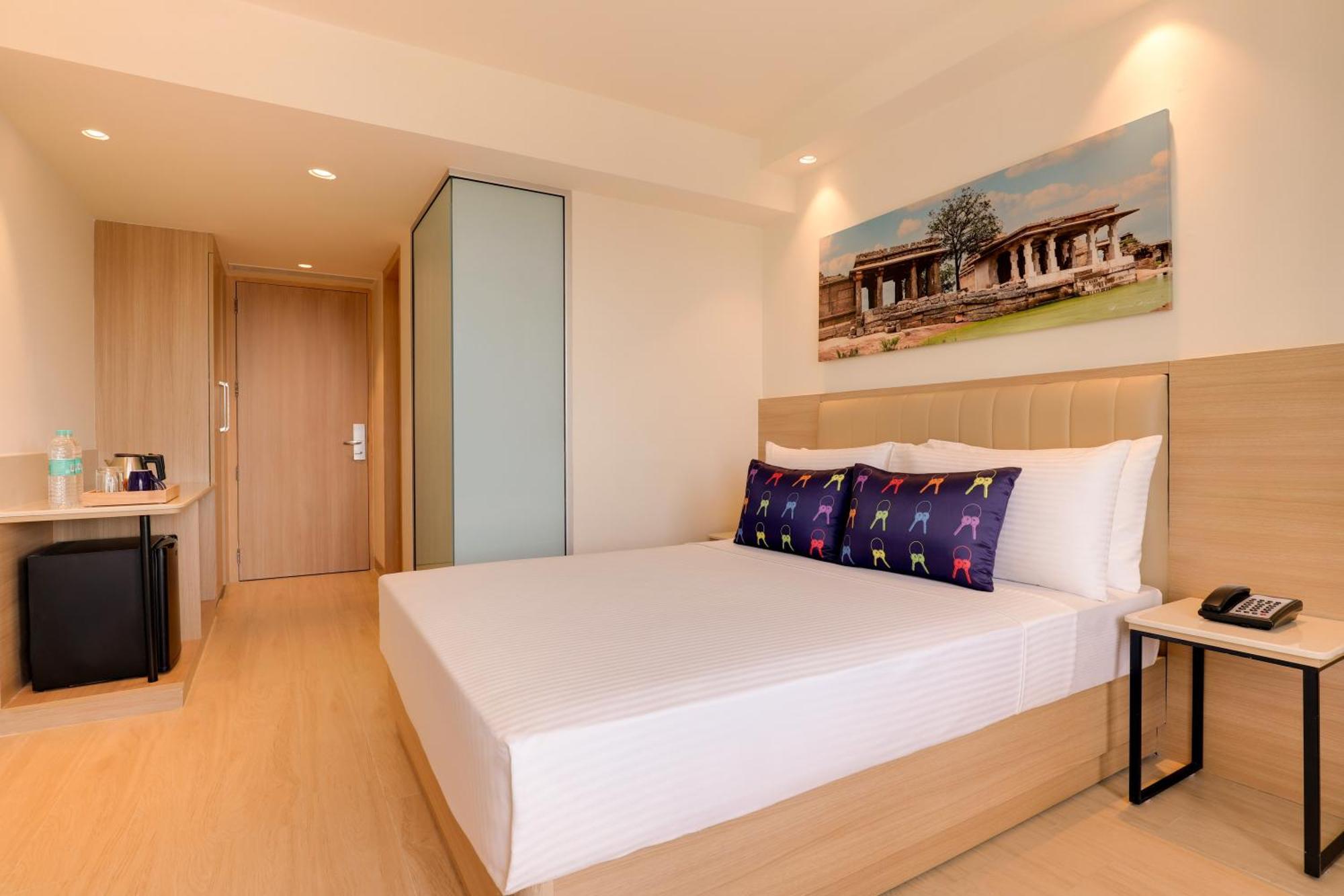 Keys Select By Lemon Tree Hotels, Hosur Road, Bengaluru Exterior photo