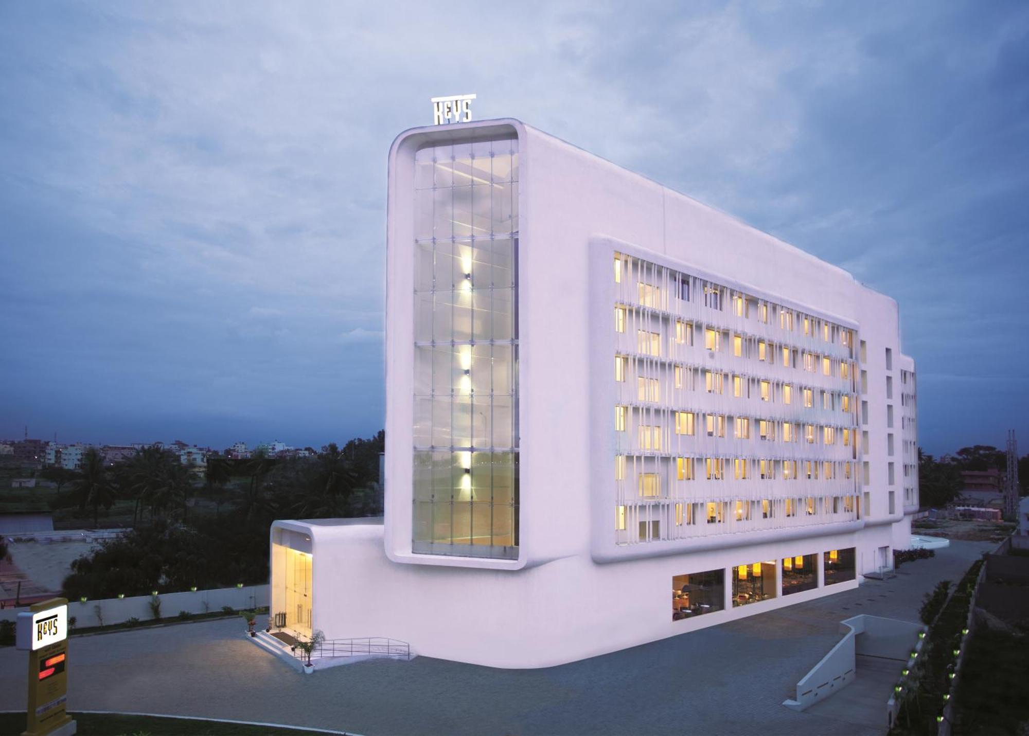 Keys Select By Lemon Tree Hotels, Hosur Road, Bengaluru Exterior photo